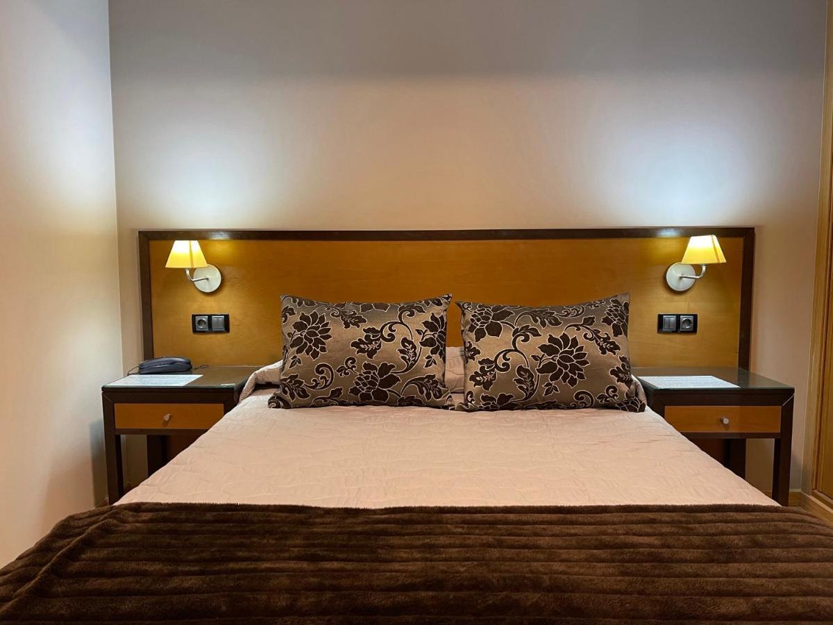 Aparthotel Arenteiro Carballino Luaran gambar