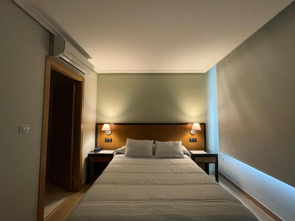 Aparthotel Arenteiro Carballino Luaran gambar